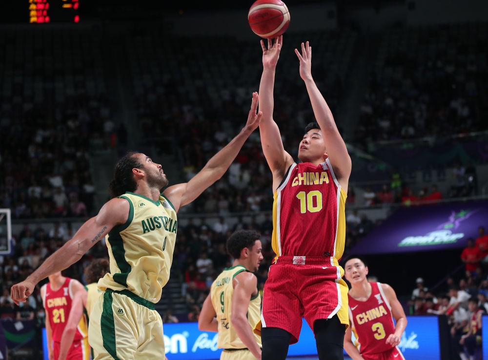 训练课上投, 也有一定的, 我去承担