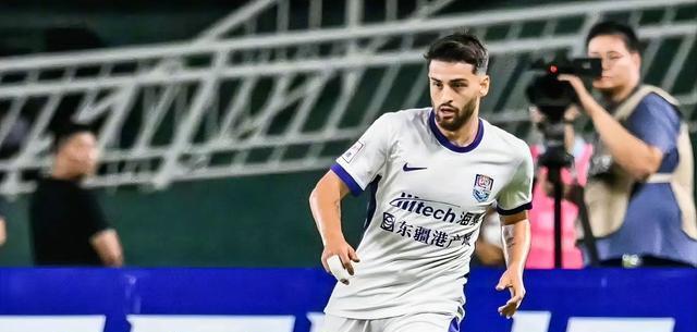 继续以防守, 武汉三镇队, 中超